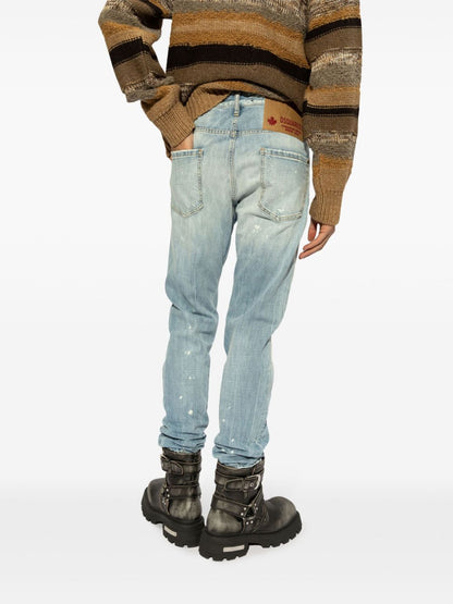 Ripped slim-cut jeans